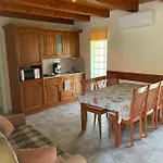 Horvath Apartment *